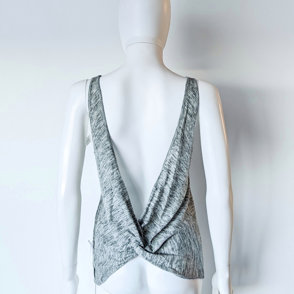 NWT Lululemon Mix and Mingle Tank